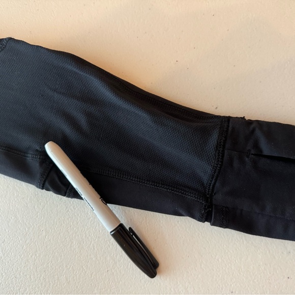 Lululemon asymmetrical quarter zip jacket Run Reflect Pullover Sz 12 - Picture 3 of 15